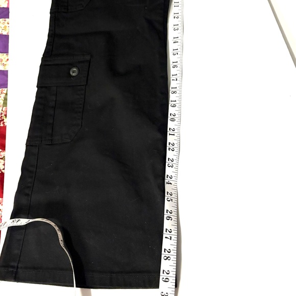 Women’s Hot Topic Black Cargo Pants, Sz 28 waist, wide leg style, NWT. - Picture 10 of 13